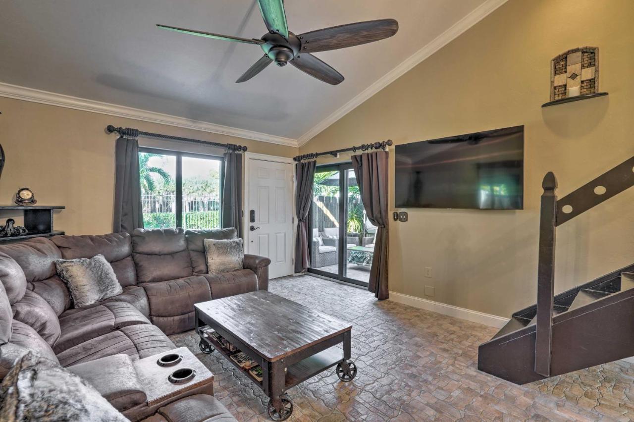 Chic Fort Myers Escape With Community Perks! Екстериор снимка